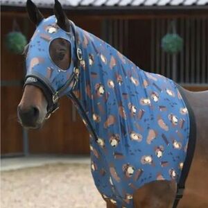 Stretch Hood With Zip - pony size, Beaver Print